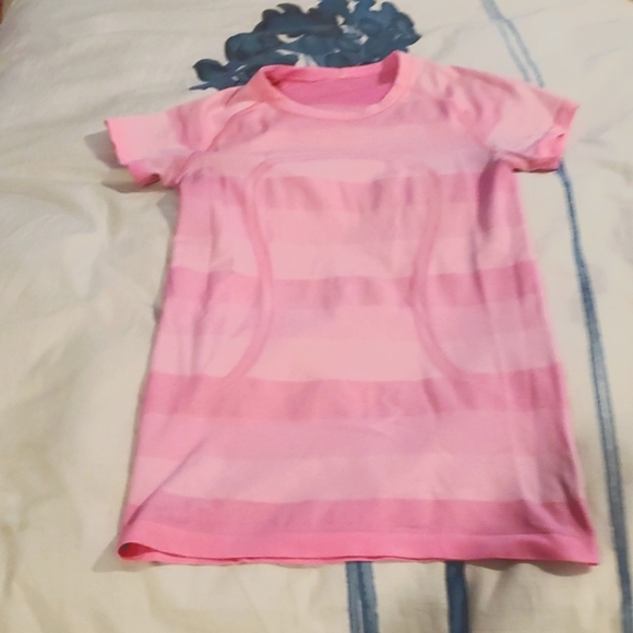 lululemon athletica Tops - Lululemon athletica pink athletic top